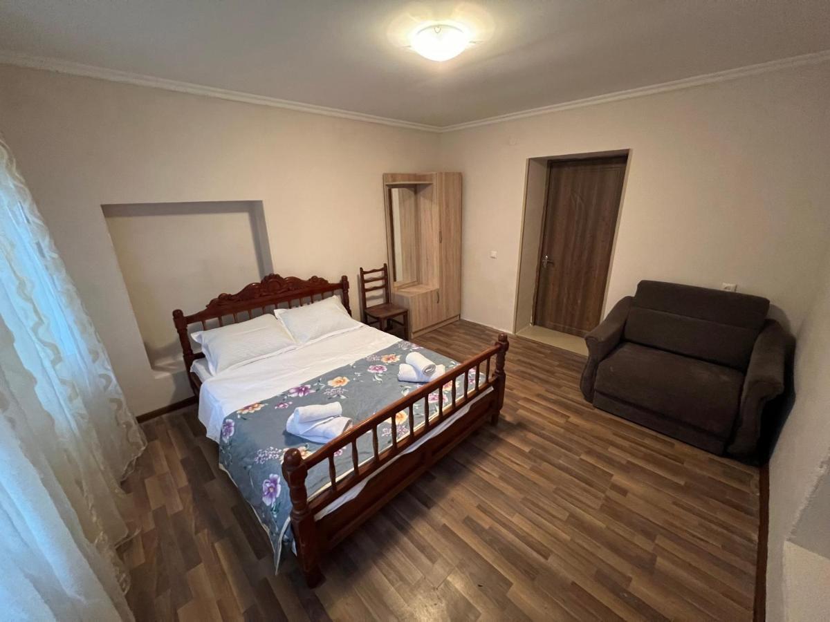 Cozy Apartment In The Centre Of Kutaisi Exterior foto